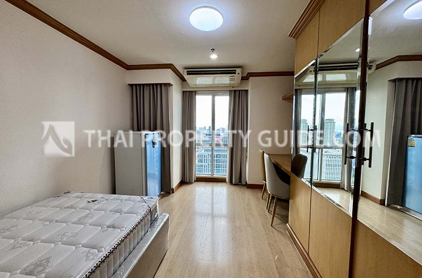 Condominium in Sathorn 